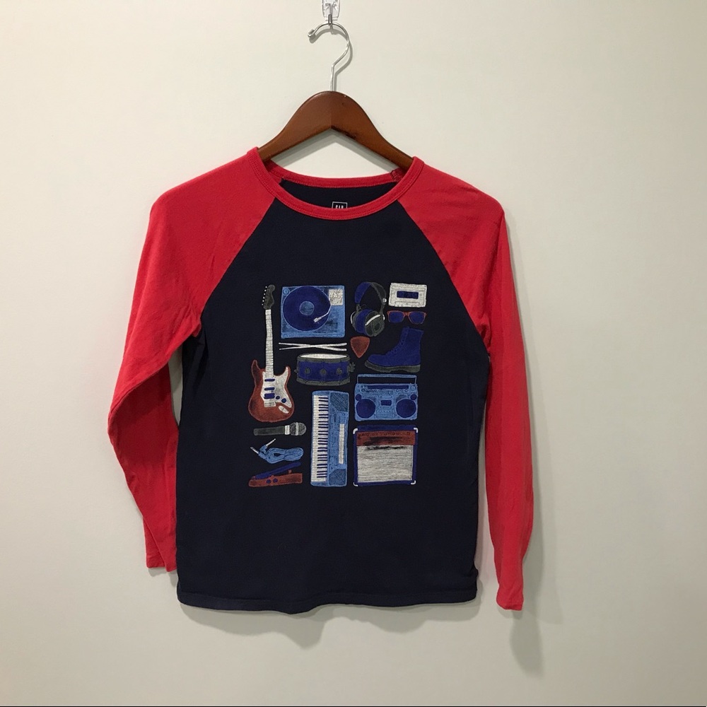 GAP Boy’s long sleeve tee shirt, Size 14-16, XXL